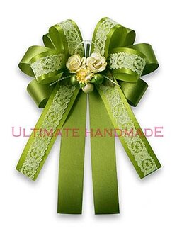 โบผีเสื้อผ้าต่วนคาดลูกไม้