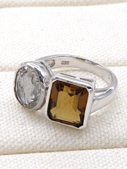 แหวน พลอย สโมกกี้ควอตซ์ (Smoky quartz ) และ ไวท์โทพาส (White Topaz)