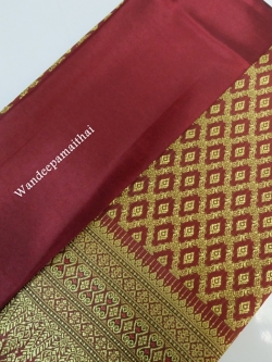 ผ้าไหมเกษตรตัดชุด สีเลือดหมู