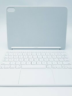 🤖 Magic Keyboard Folio iPad Gen 10 White 🤖 ปกศ. 1 ปี 7 เดือน.+ 👻