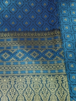 ผ้าไหมเกษตร คุณภาพดี ราคาถูก (สีน้ำทะเล)