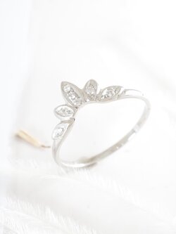 Princess Crown Diamond Ring น้องแหวนมงกุฎเพชรสุดน่ารัก สาวๆที่รักความโดดเด่น แฝงด้วยความหวาน ห้ามพลาดเลยค่ะ 🤗💕