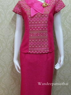 ชุดผ้าไหมญี่ปุ่น ปกแต่งผ้าแก้วพร้อมเข็มกลัด เสื้อ+กระโปรงยาว เบอร์ XL สีชมพูบานเย็น