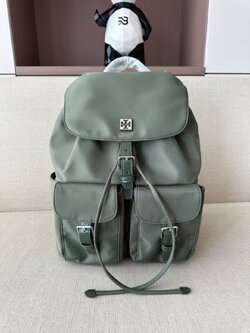 **do** กระเป๋าเป้ Tory Burch มีช่องเก็บของเยอะ น้ำหนักเบา ทนทาน ของผู้หญิง สินค้าใหม่ ของแท้