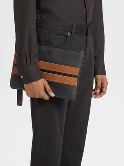 **do** กระเป๋า Zegna BLACK LEATHER POUCH สินค้าใหม่ ของแท้