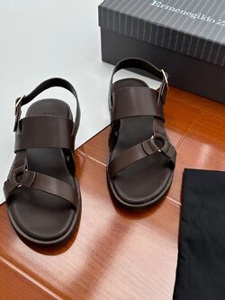 **do** รองเท้าแตะรัดส้น Zegna Leather Sandal ผู้ชาย สินค้าใหม่ ของแท้