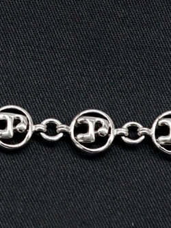 สร้อยข้อมือหัวนะโม ลายฉลุ ทำจากเงินแท้