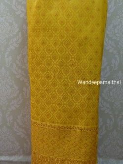 ผ้าถุงไหมสำเร็จรูป สีเหลืองทอง เอว36นิ้วเลื่อนได้ถึง38 นิ้ว