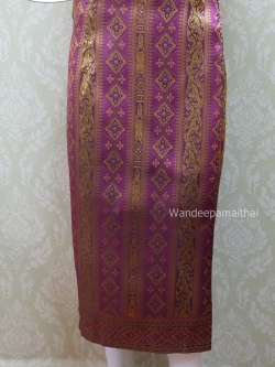 ผ้าถุงไหมสำเร็จรูป ยาวสี่ส่วน สีม่วงอมชมพู เอว30เลื่อนออกได้ถึง32นิ้ว