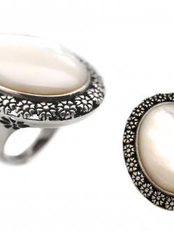 แหวนเงินแท้ฝังเปลือกหอยมุก (Silver ring with Mother of Pearl)
