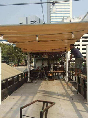 ช่างหลังคาผ้าใบ โทร 063-9563559 การติดตั้งโครงหลังคาบนบ้านชั้นเดียวและบ้านหลายชั้น