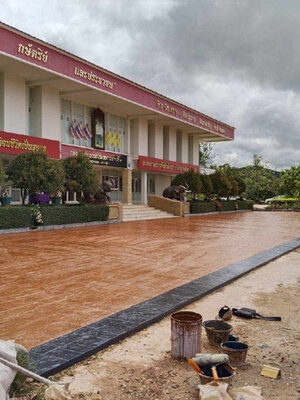 งบประมาณแนะนำช่างเทพื้นลานโรงจอดรถ โทร 099-2371848