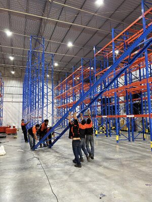 ติดตั้งชั้นวางของชั้นวางสินค้าในโกดังในคลังสินค้าและในโรงงานอุตสาหกรรม@สมุทรปราการ