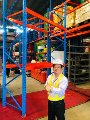 ชั้นเก็บสินค้ามือสองสภาพใหม่มาก