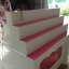 ตู้โชว์ขั้นบันได 2 หน้าวินเทจสีขาวสำหรับร้านค้า