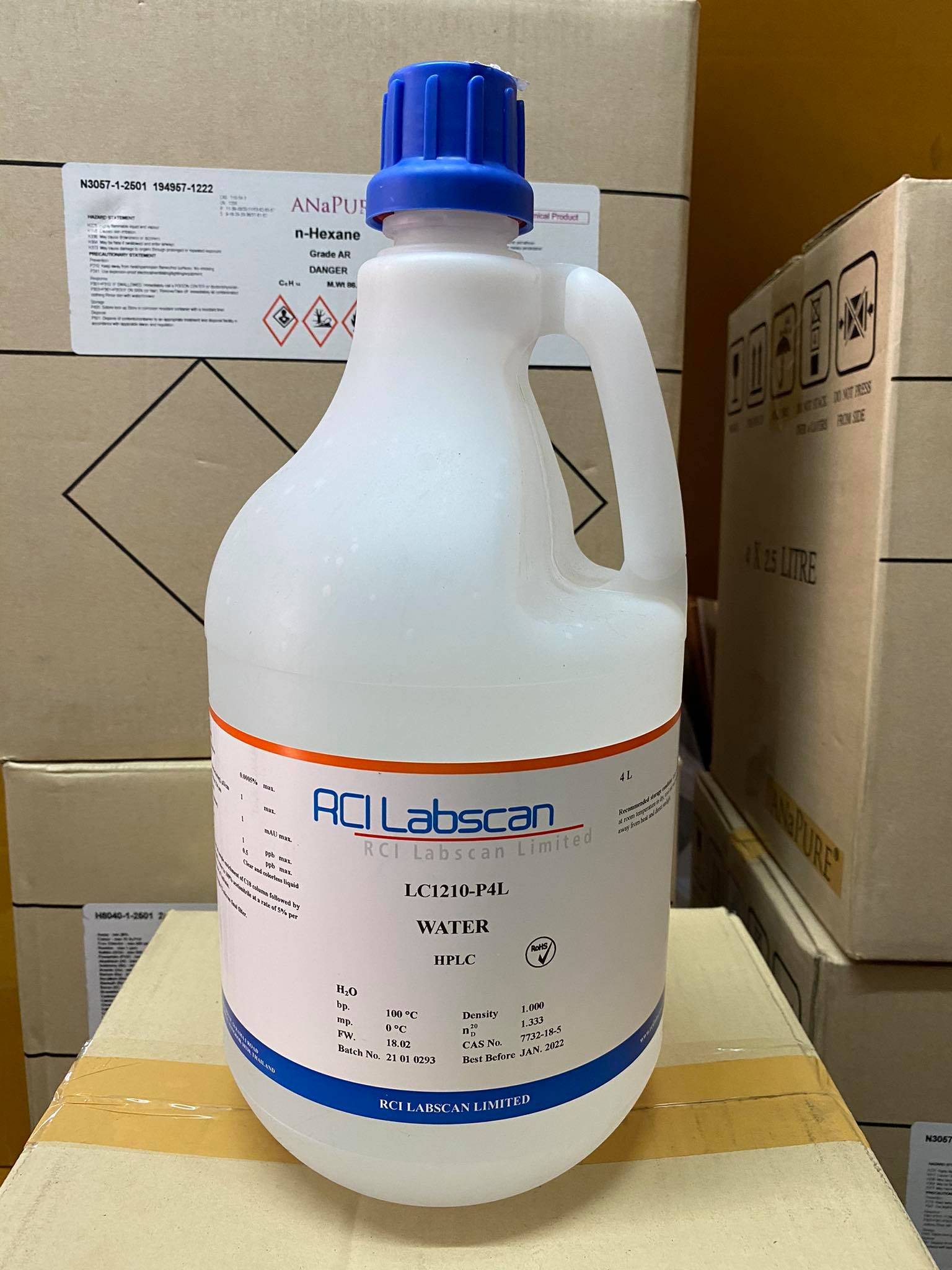 Water HPLC grade (4 ลิตร/ขวด) ยี่ห้อ Labscan, ireland แล็ป วัลเล่ย์