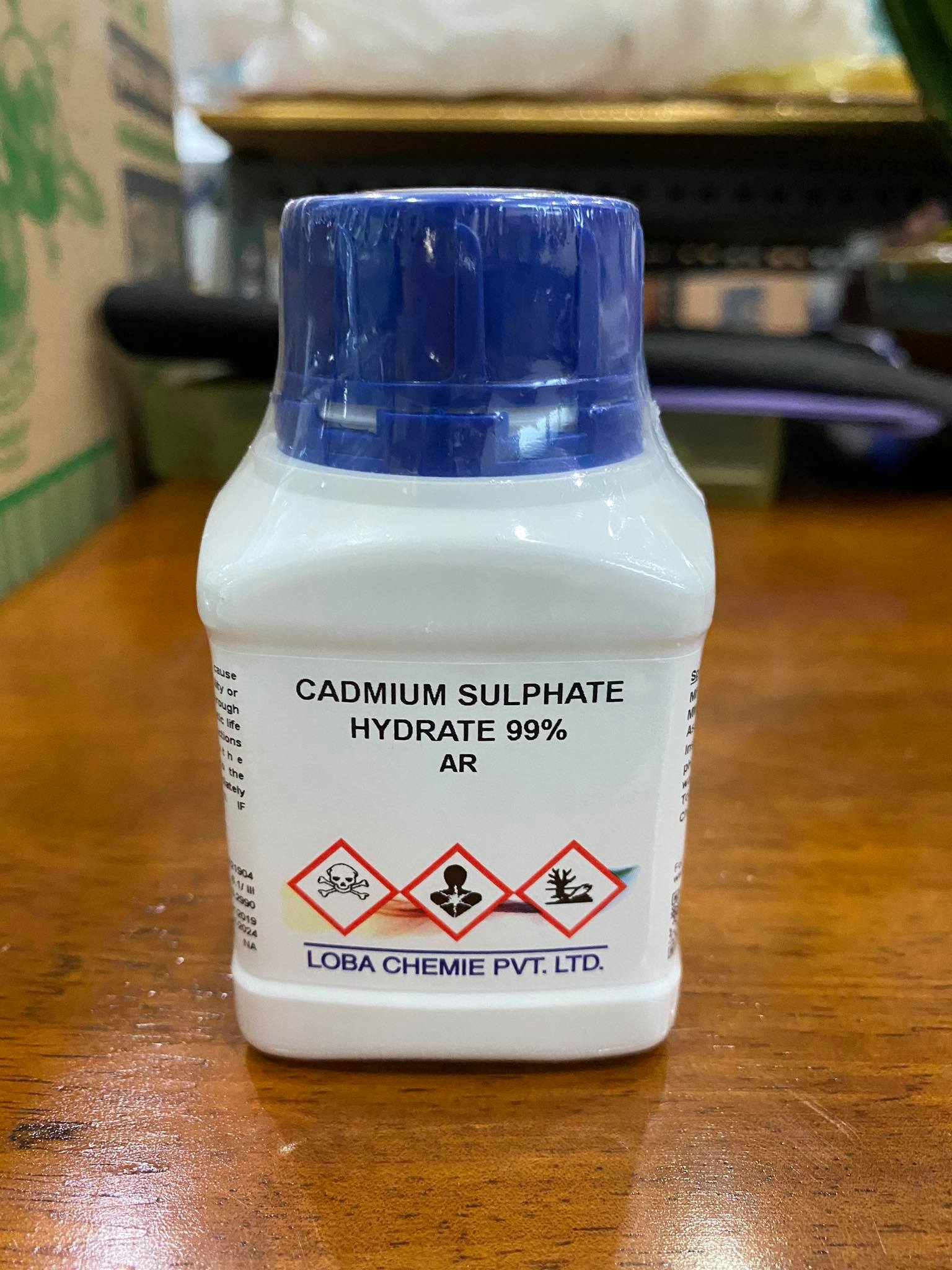 Cadmium sulfate 99 AR.grade (100 กรัม/ขวด) ยี่ห้อ Loba, india แล็ป